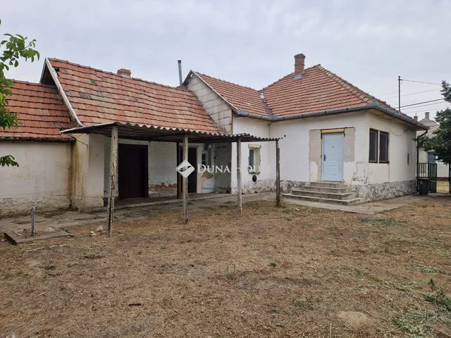 Eladó ház Tápióság 73 nm