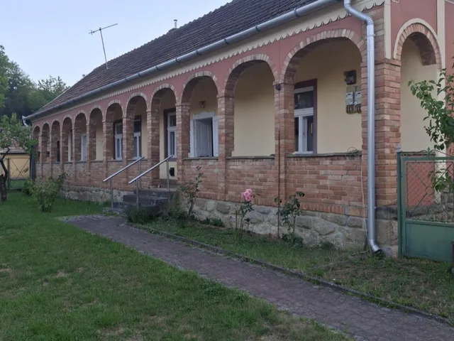 Eladó ház Parád 80 nm