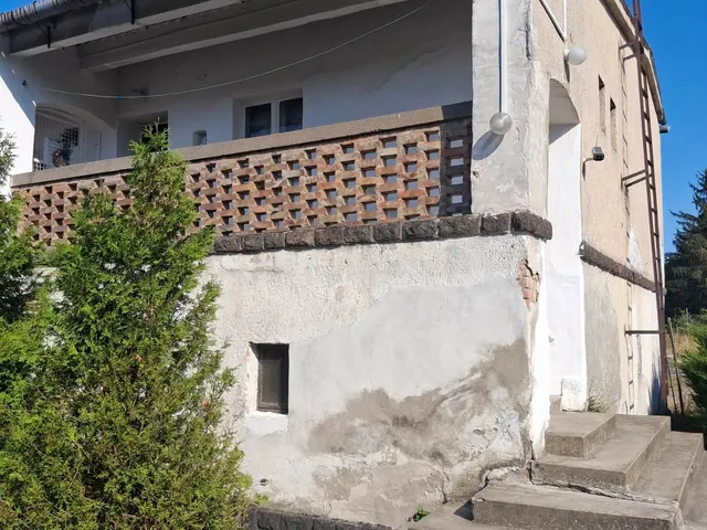 Eladó lakás Recsk 44 nm