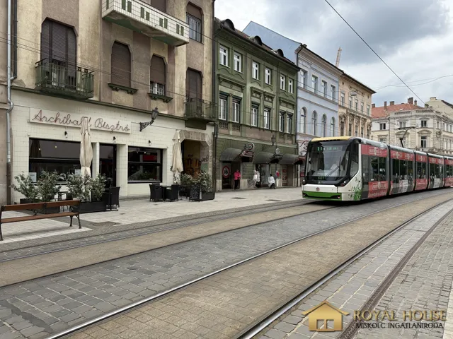 Eladó lakás Miskolc, Belváros 52 nm