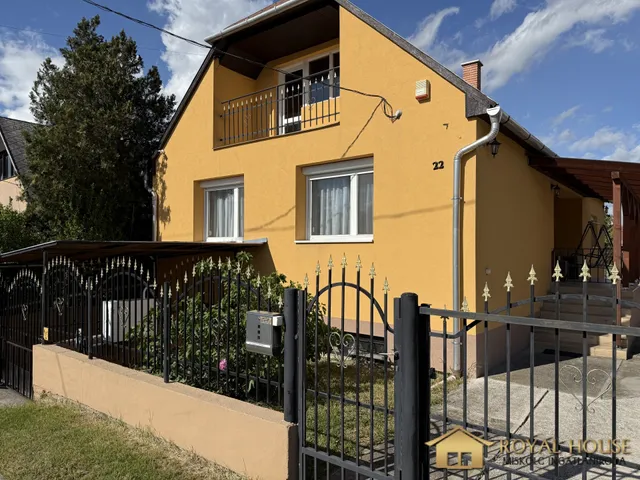 Eladó ház Szirmabesenyő 140 nm