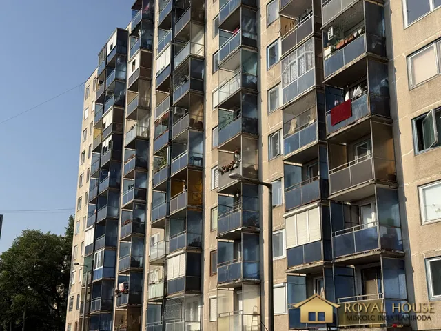 Eladó lakás Miskolc, Avas 73 nm