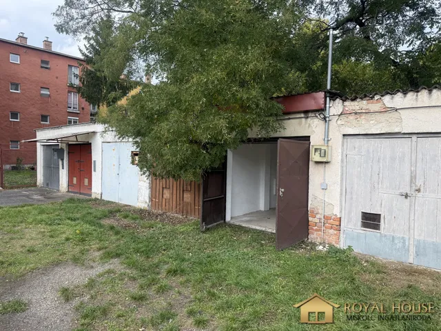 Eladó garázs Miskolc, Belváros, Martinovics Ignác utca 16 nm