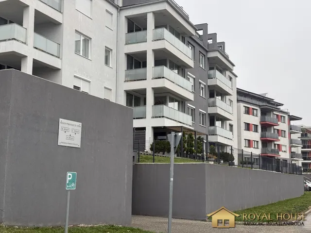 Eladó garázs Miskolc, Tampere 12 nm