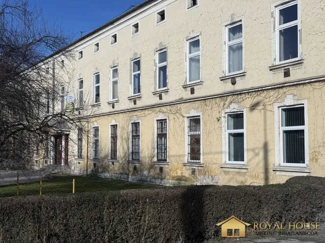 Eladó kereskedelmi és ipari ingatlan Miskolc, Selyemrét 855 nm