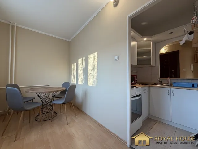 Kiadó lakás Miskolc, Győri kapu 35 nm