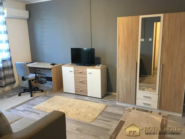 Eladó lakás Miskolc, Dél-Kilián, Gagarin utca 28 nm