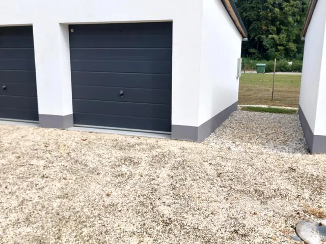 Eladó garázs Sárvár 18 nm