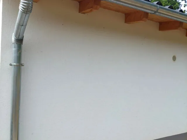 Eladó garázs Sárvár 15 nm
