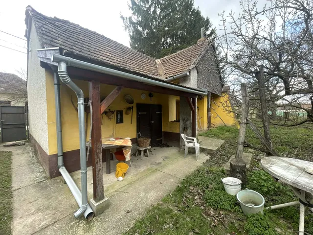 Eladó ház Kispirit 93 nm