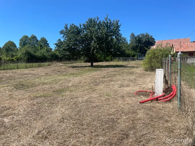 Eladó telek Szentendre, Szarvashegy 975 nm