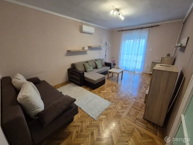 Eladó lakás Budapest XIV. kerület, Herminamező 38 nm