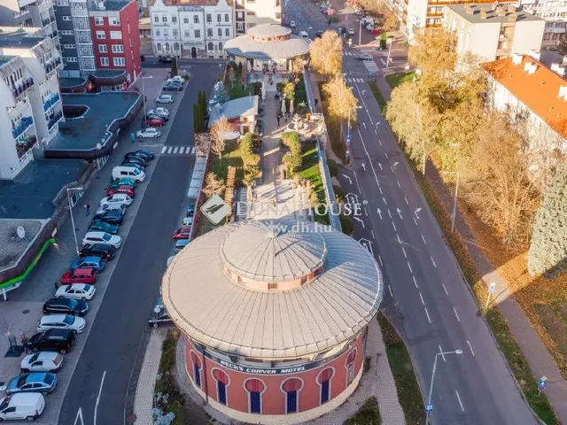 Eladó kereskedelmi és ipari ingatlan Zalaegerszeg 259 nm