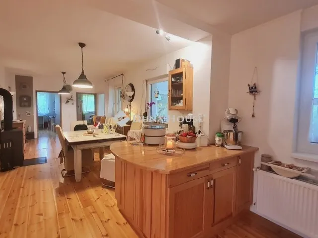 Eladó ház Kányavár 117 nm