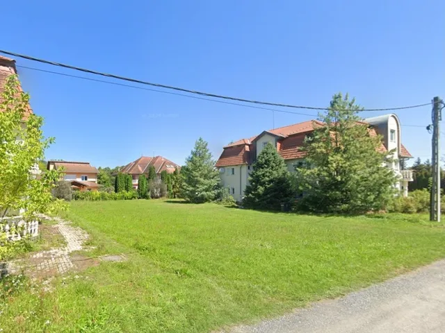 Eladó telek Kehidakustány 702 nm