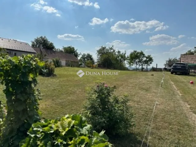 Eladó telek Zalaegerszeg 1356 nm