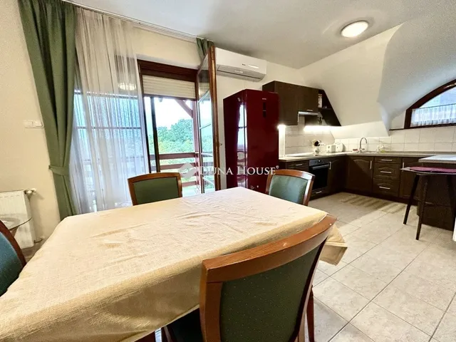 Eladó lakás Alsópáhok 71 nm