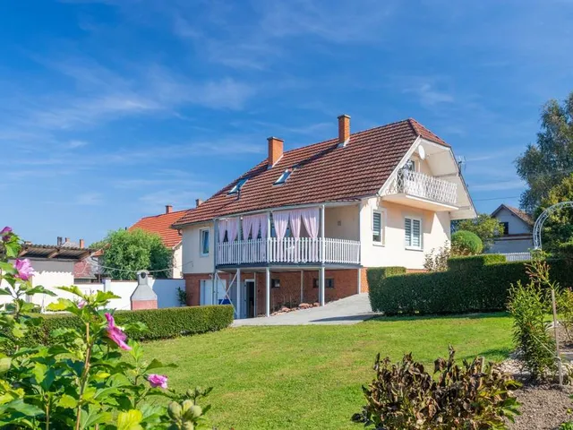 Eladó ház Őriszentpéter, Baksaszer 160 nm