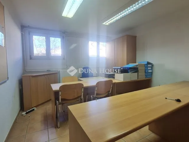 Kiadó kereskedelmi és ipari ingatlan Zalaegerszeg 15 nm