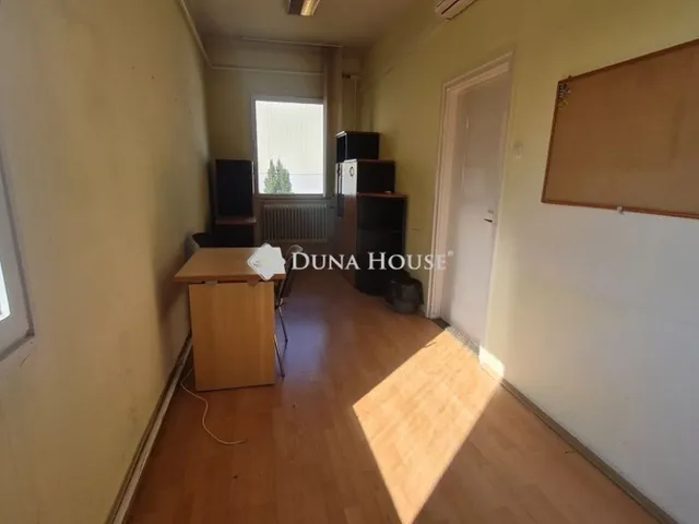 Kiadó kereskedelmi és ipari ingatlan Zalaegerszeg 12 nm