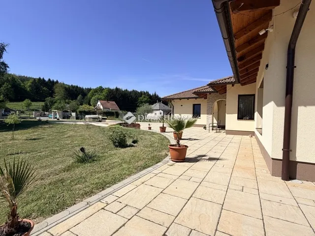 Eladó ház Szentgotthárd 279 nm