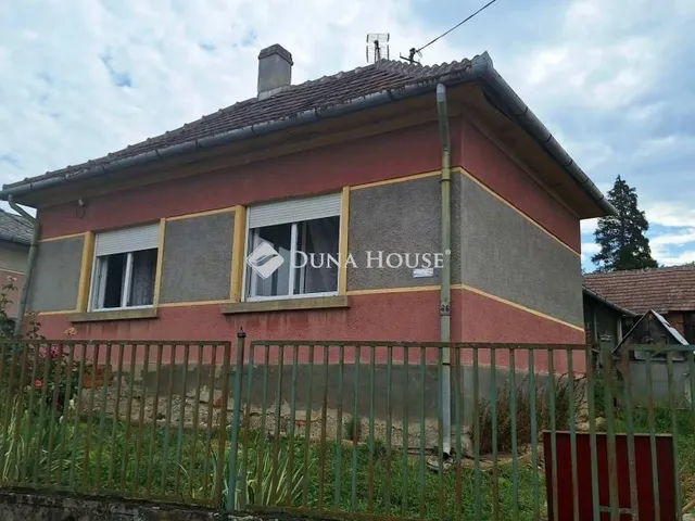 Eladó ház Viszák 75 nm