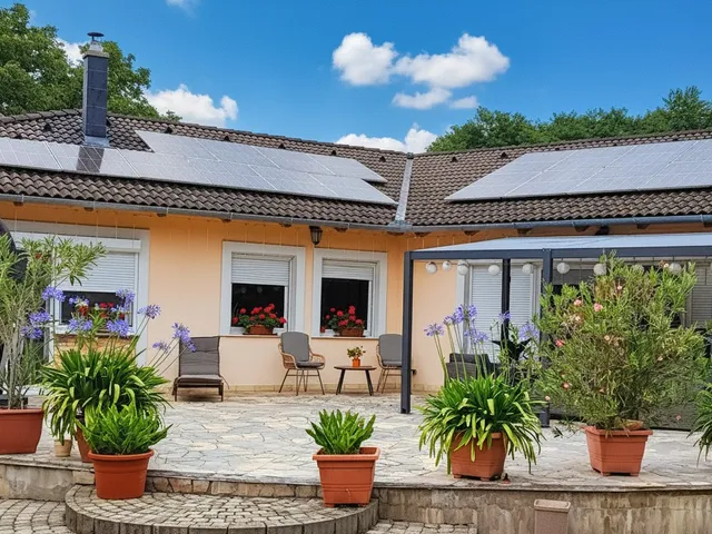 Eladó ház Zalaegerszeg, Bozsok 211 nm
