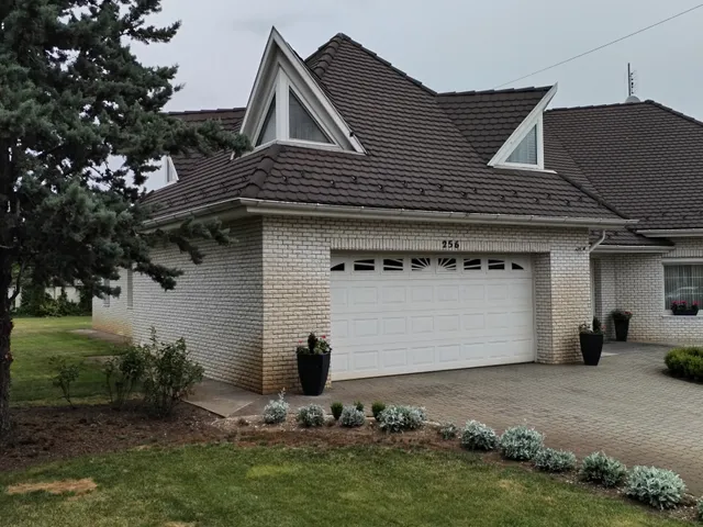 Eladó ház Debrecen 210 nm