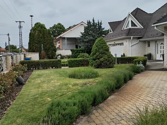 Eladó ház Debrecen 210 nm