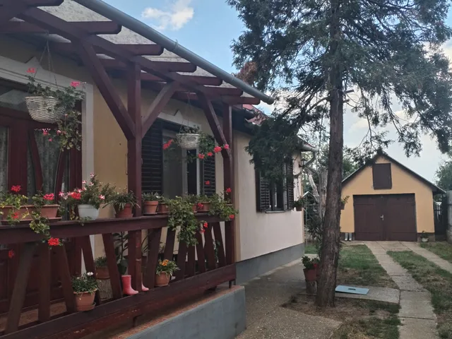 Eladó ház Ebes 120 nm