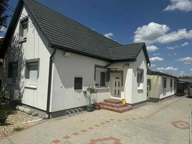 Eladó ház Püspökladány 700 nm