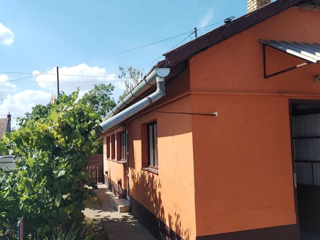 Eladó ház Kaba 68 nm