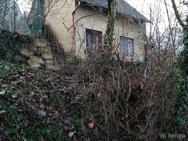 Eladó nyaraló Pécs, Makár, Völgyi dűlő 34 nm
