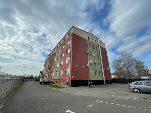 Eladó lakás Miskolc, József Attila 53 nm