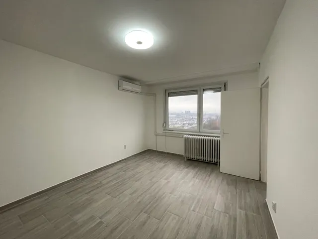 Eladó lakás Miskolc, Győri kapu 35 nm