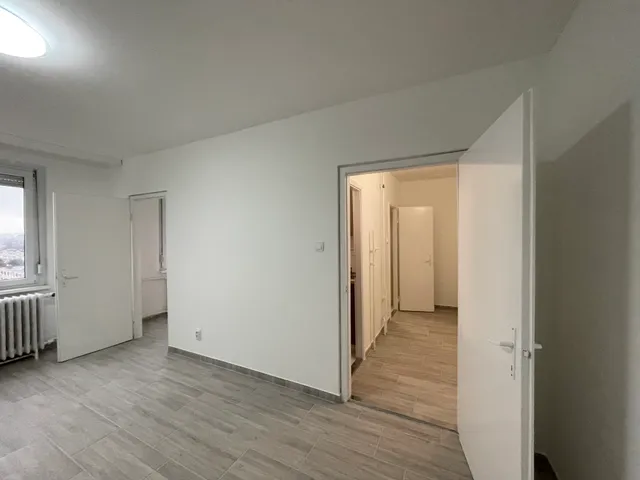 Eladó lakás Miskolc, Győri kapu, Vászonfehérítő  35 nm