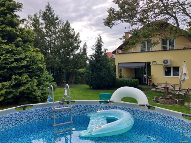 Eladó ház Szada 174 nm