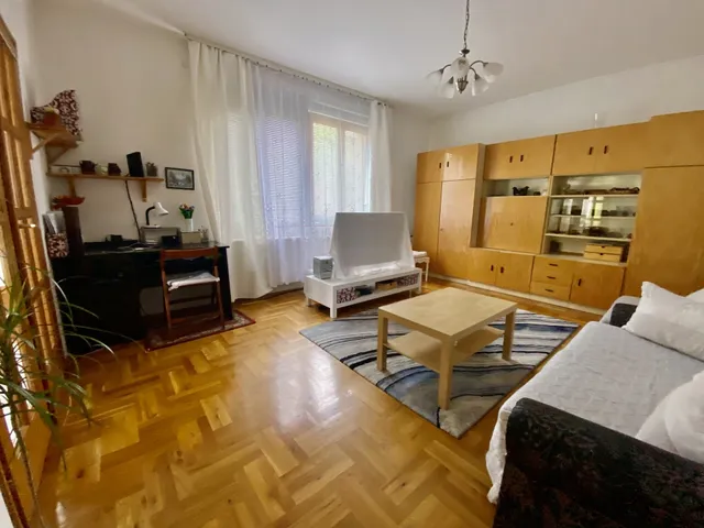 Eladó ház Érd, Törcsvári 250 nm