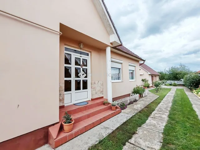 Eladó ház Nagyatád 97 nm