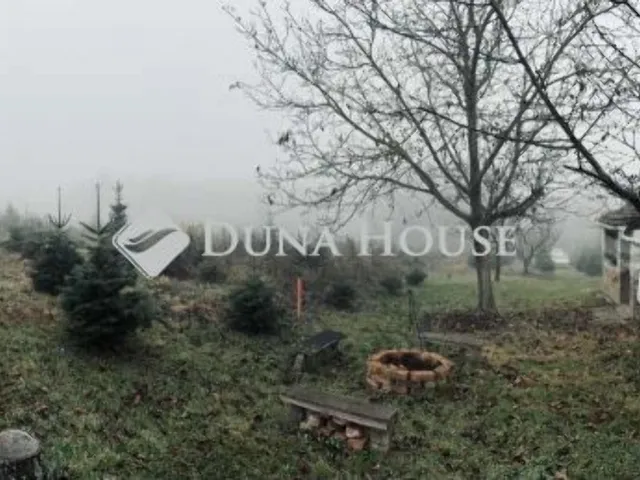 Eladó telek Surd 2290 nm