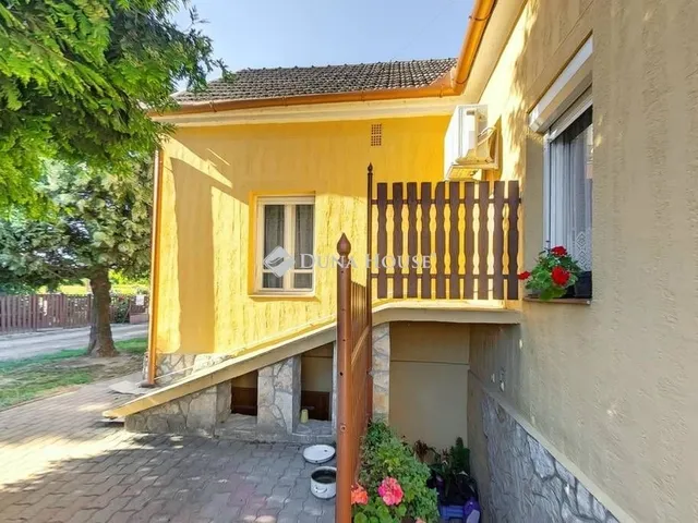 Eladó ház Porrogszentkirály 150 nm