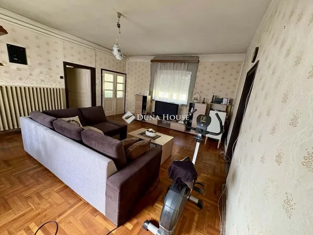 Eladó ház Tótszerdahely 252 nm