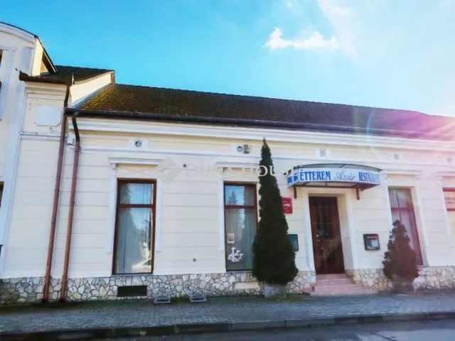 Eladó kereskedelmi és ipari ingatlan Csurgó 660 nm
