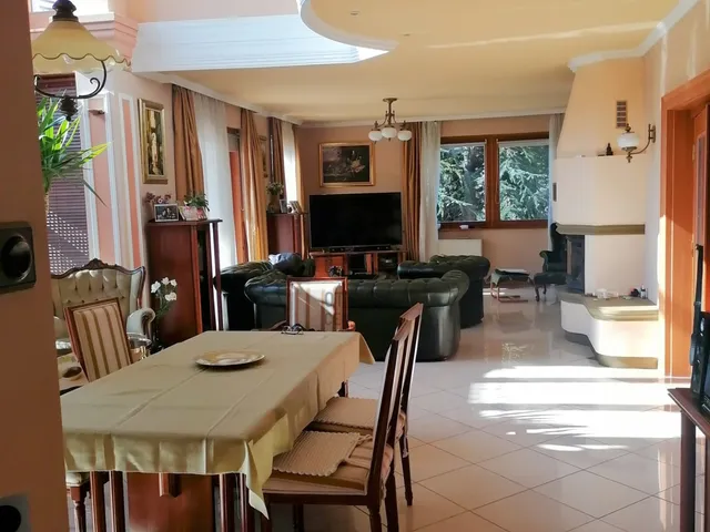 Eladó ház Budapest XI. kerület, Sasad-Sashegy XI. ker. 400 nm