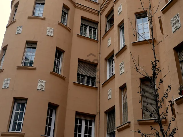 Eladó lakás Budapest VI. kerület 55 nm