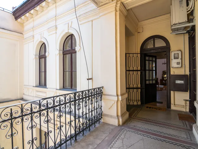 Eladó lakás Budapest V. kerület, Bank negyed 66 nm