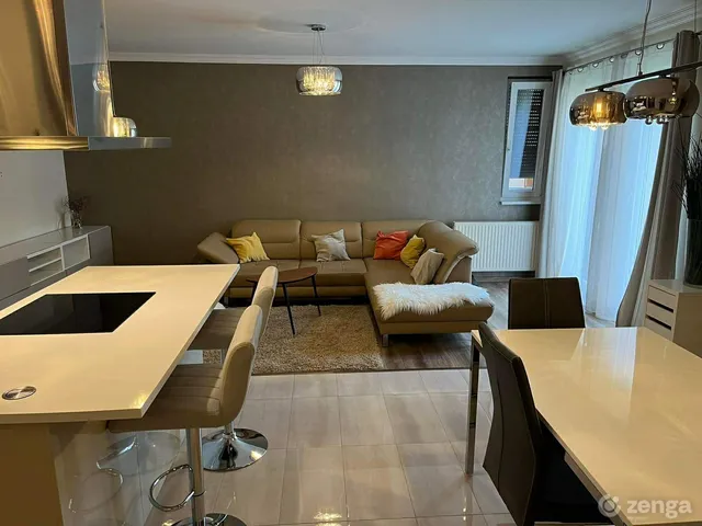 Kiadó lakás Kecskemét, Belváros 73 nm