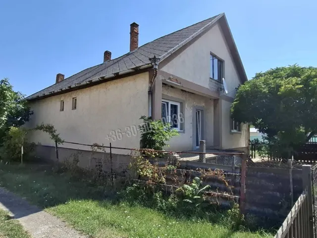 Eladó ház Csány 110 nm