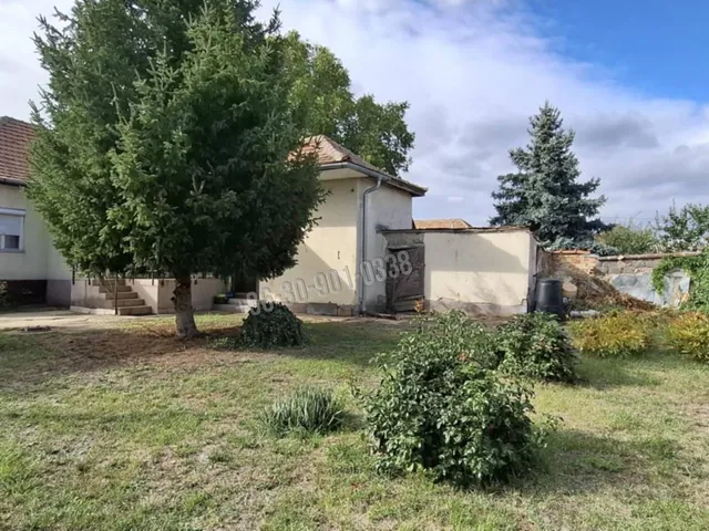 Eladó ház Lőrinci 81 nm