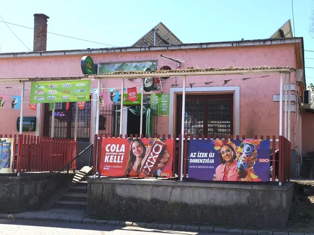 Eladó kereskedelmi és ipari ingatlan Csécse 200 nm